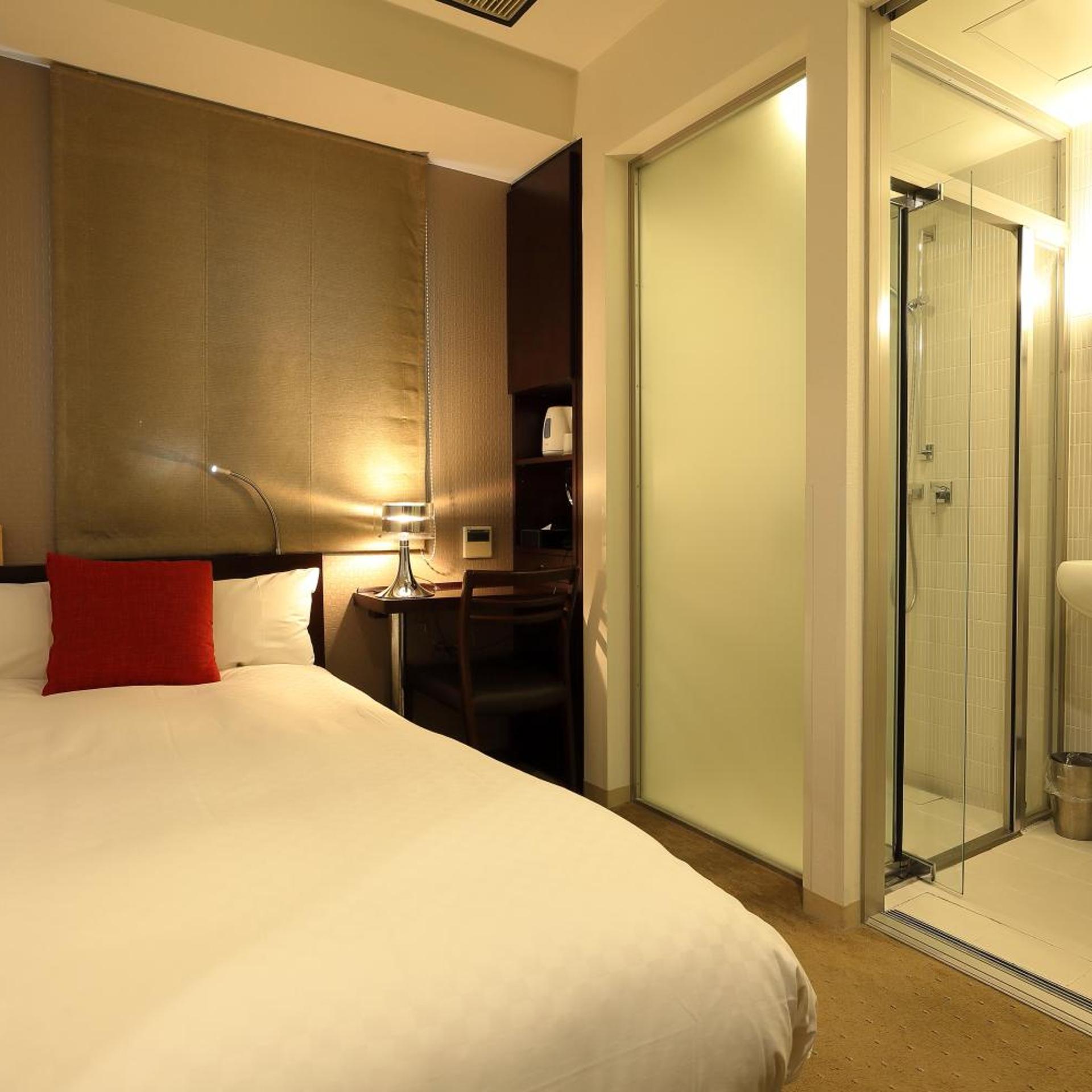 Room, Single