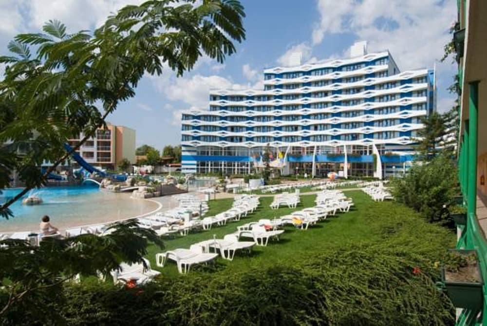 Trakia Plaza Hotel and Apartments 24/27