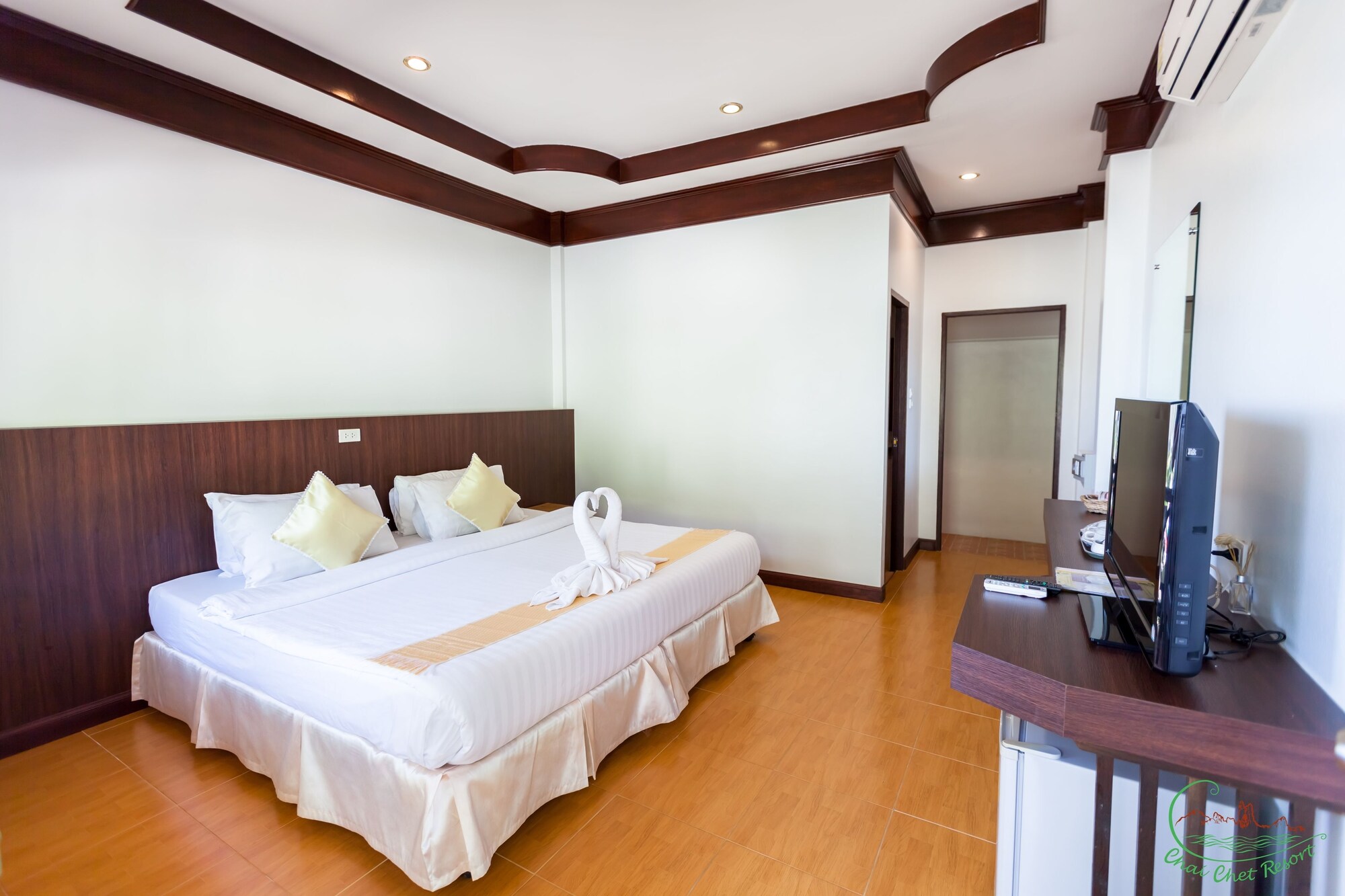 BEACH, VILLA