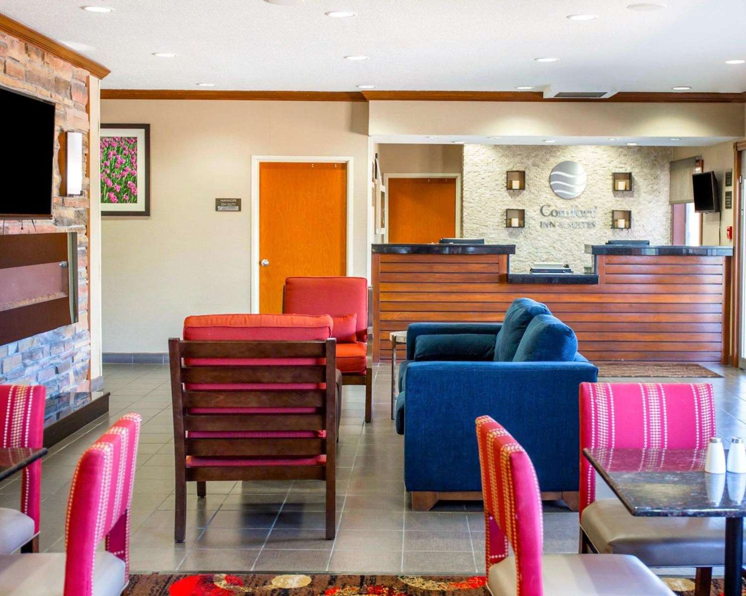 Comfort Inn and Suites Coralville 38/49