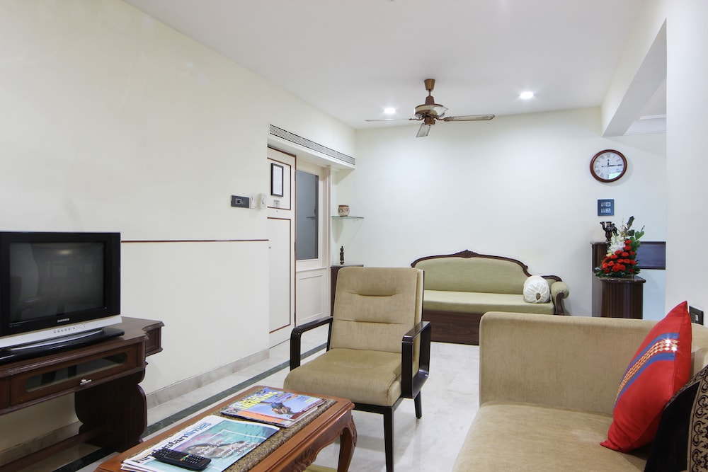 Regenta Place The Emerald 30/50