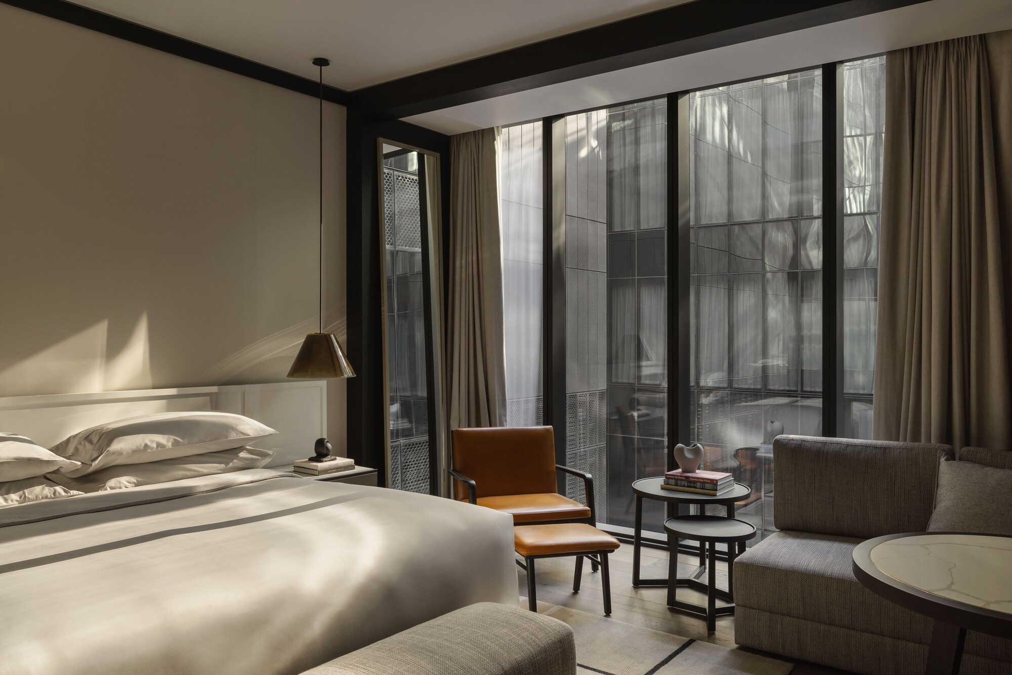 Deluxe, King Bed