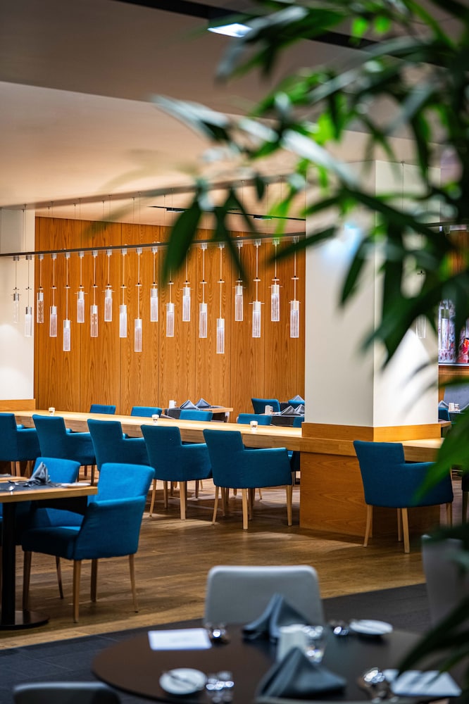 Grand Hotel Suhl 39/50