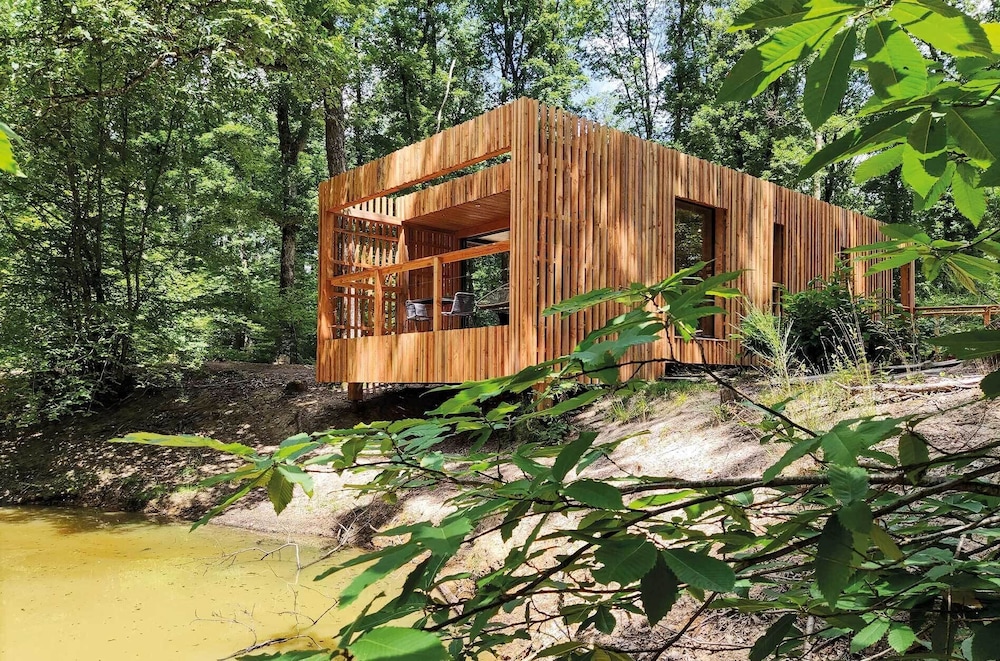 LOIRE VALLEY LODGES - HOTEL 41/50