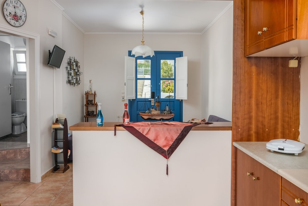 Vivere a Plakes Milos 38/54