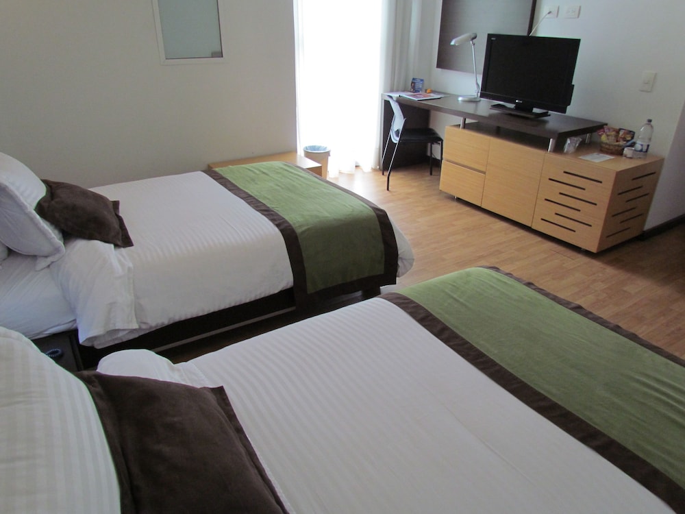 Hotel Sky Medellin 9/55