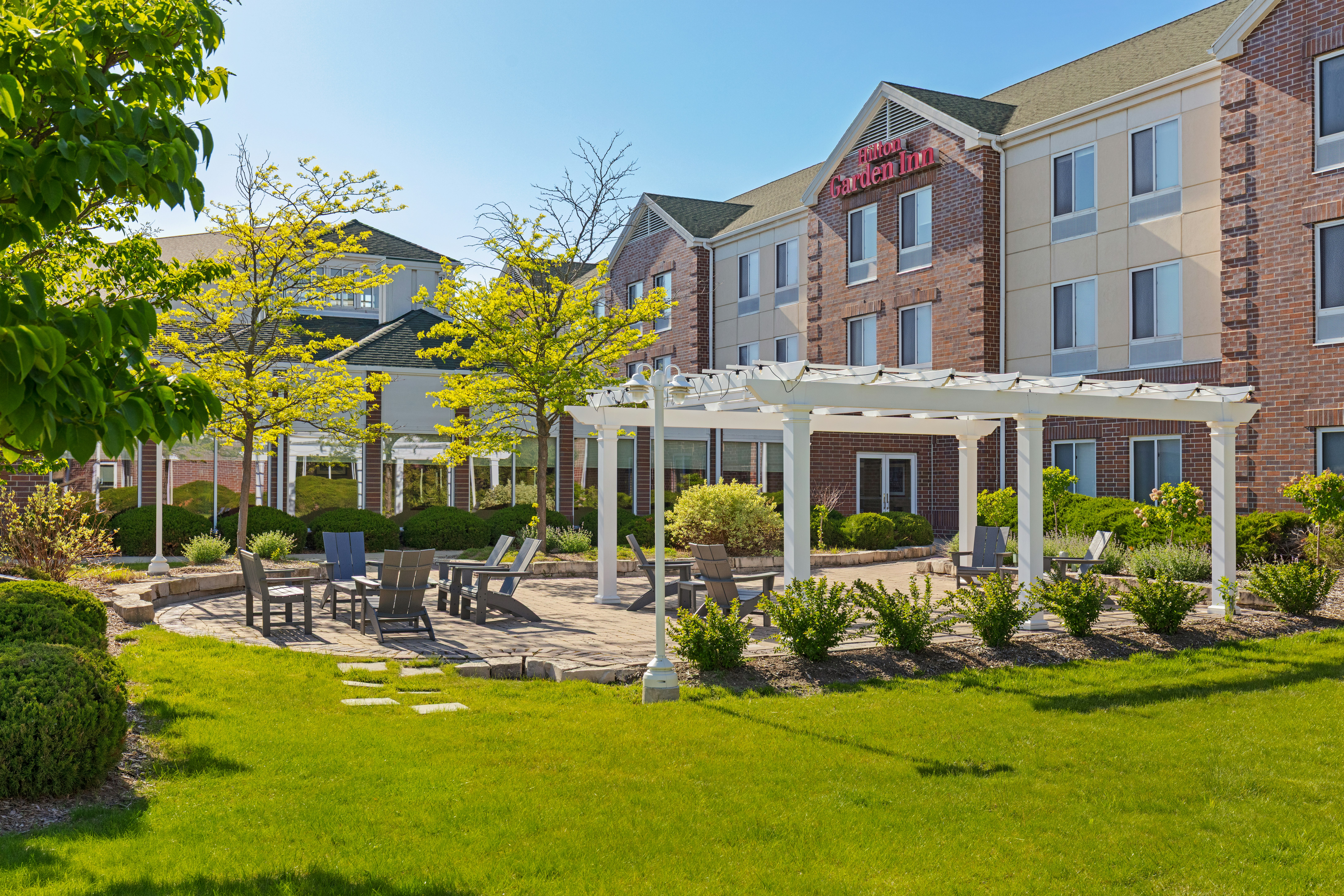 Hilton Garden Inn Milwaukee Northwest Conference Center 40/43