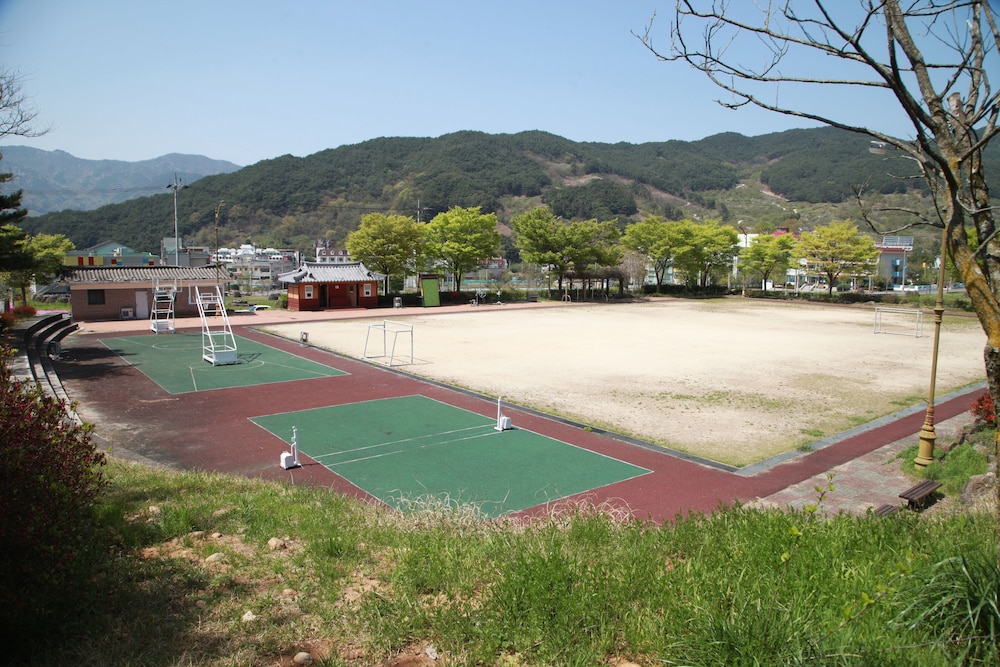 Nogodan Guesthouse & Hotel 23/50