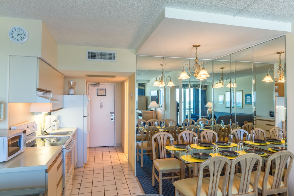 Yachtsman Resort 78/92