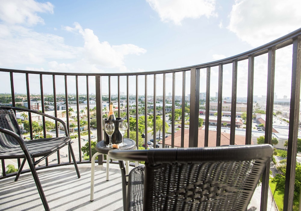 Embassy Suites by Hilton Fort Lauderdale 17th Street 26/29