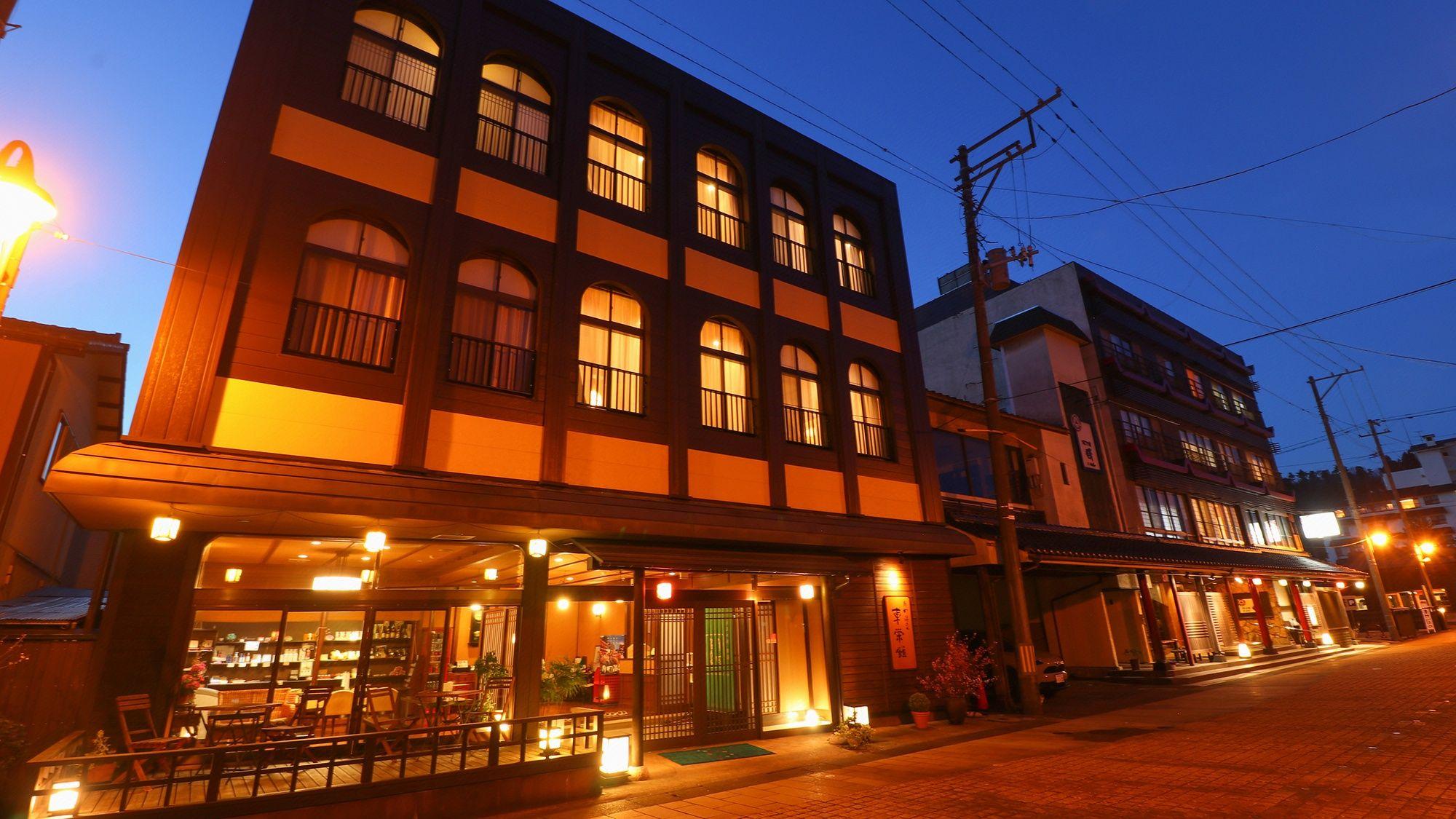 Tsukioka Onsen Shitashimi No Yado Toueikan 3/33