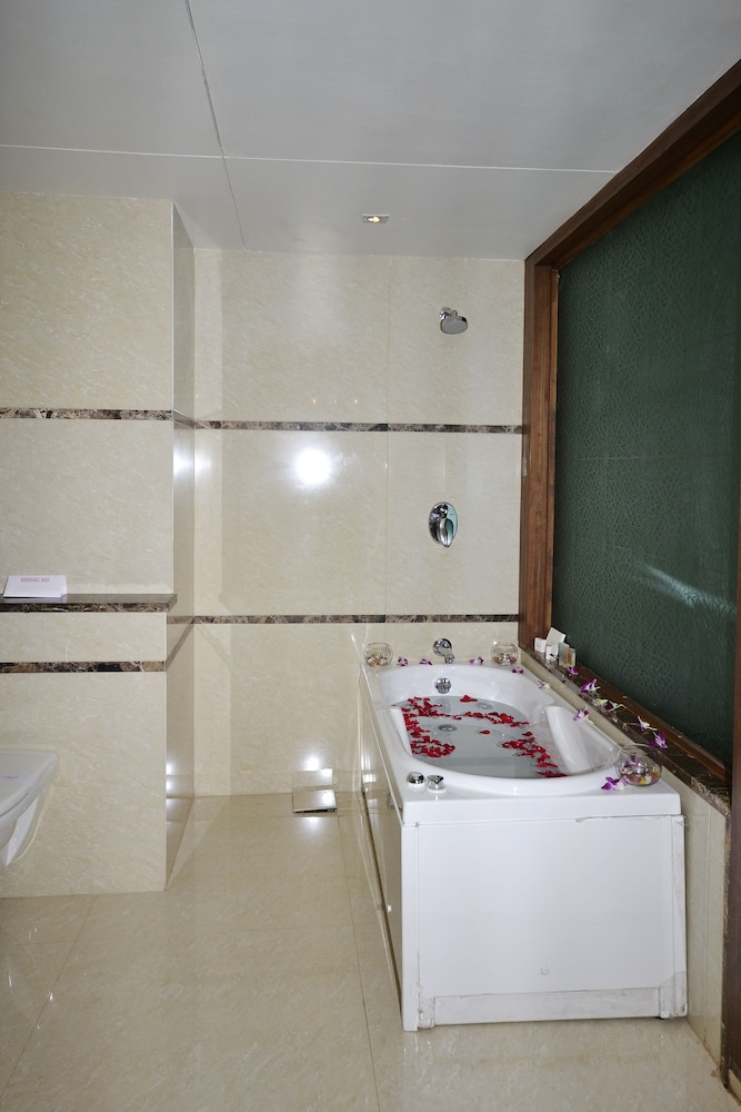 Boulevard 9, Nadiad - IHCL SeleQtions 30/60