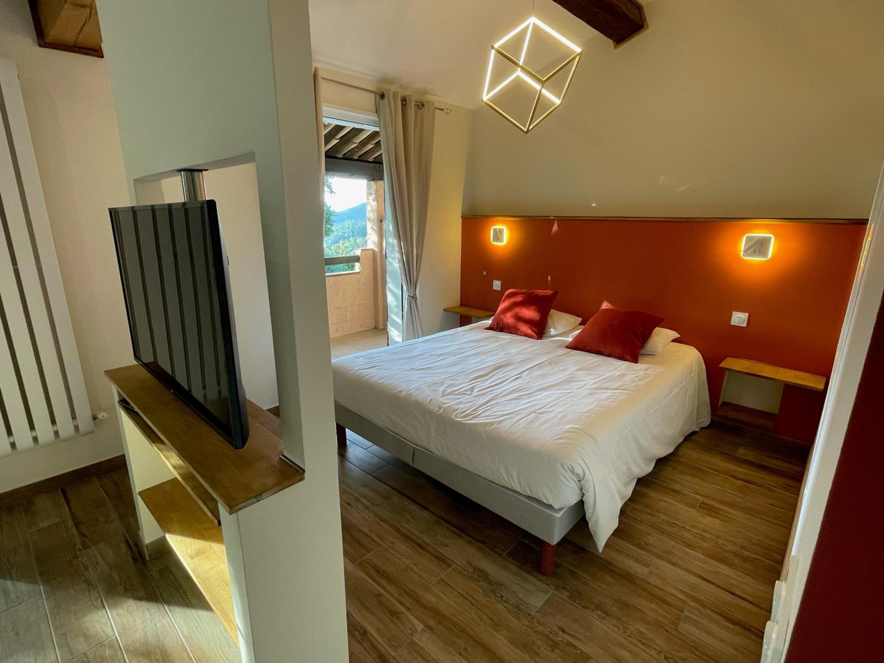 HOTEL L'ESTIRADO DES ADRETS 10/48