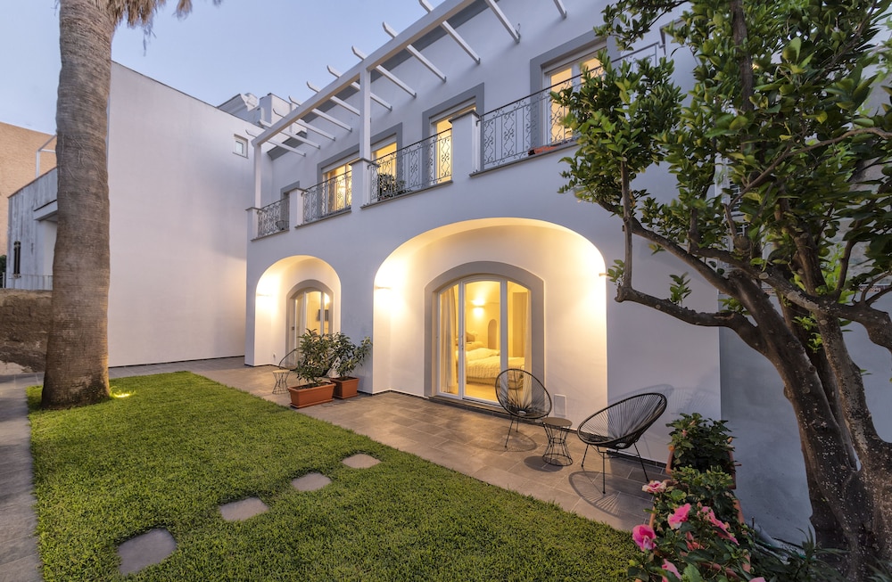 B and B Marina Garden، Forio 30/36