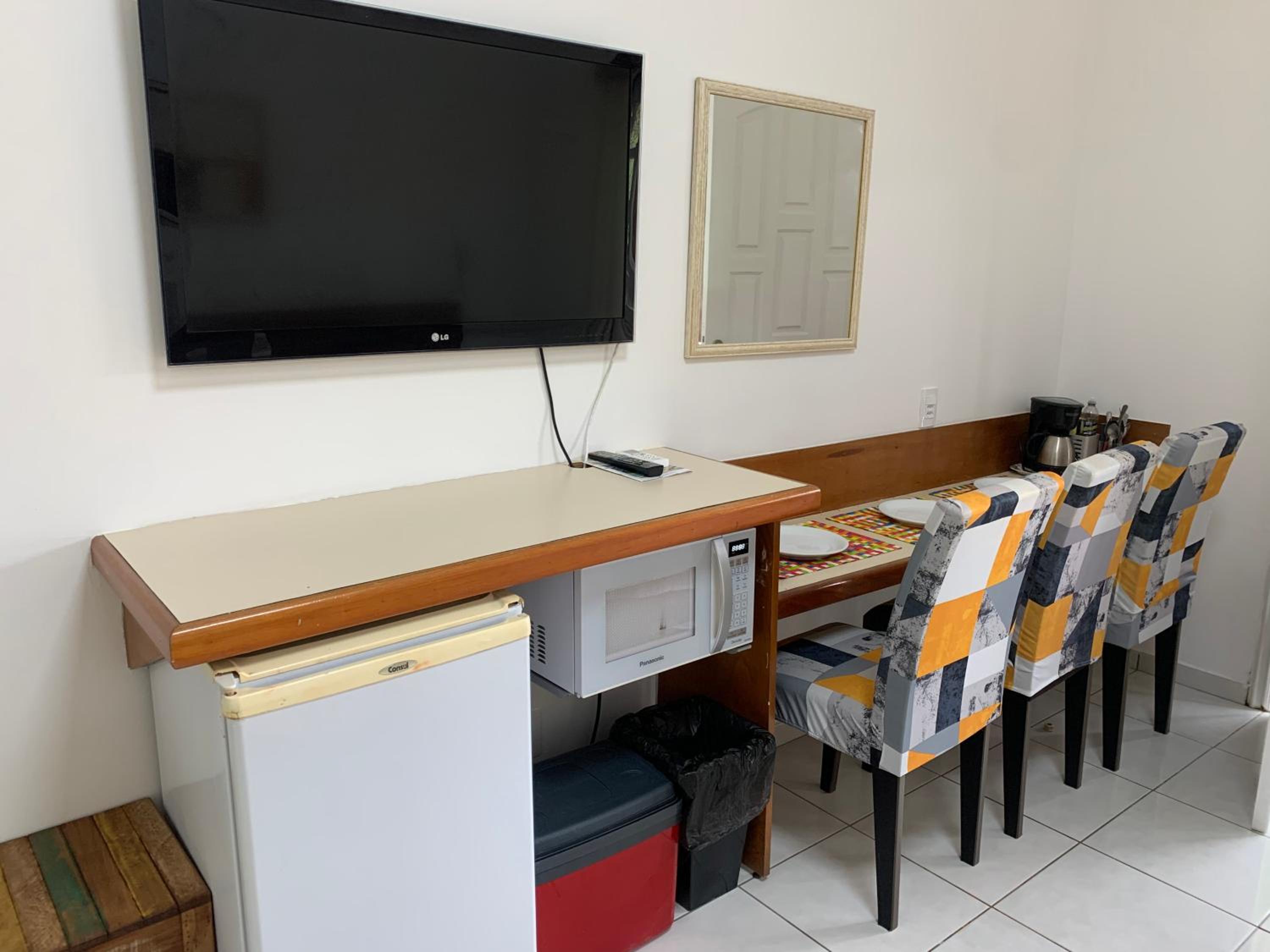 Riviera Service- Hotel Suites 209 e 308 27/35