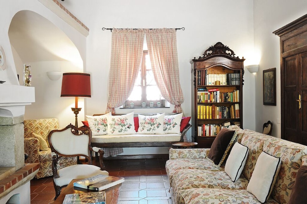 Hotel Lucrezia 42/59