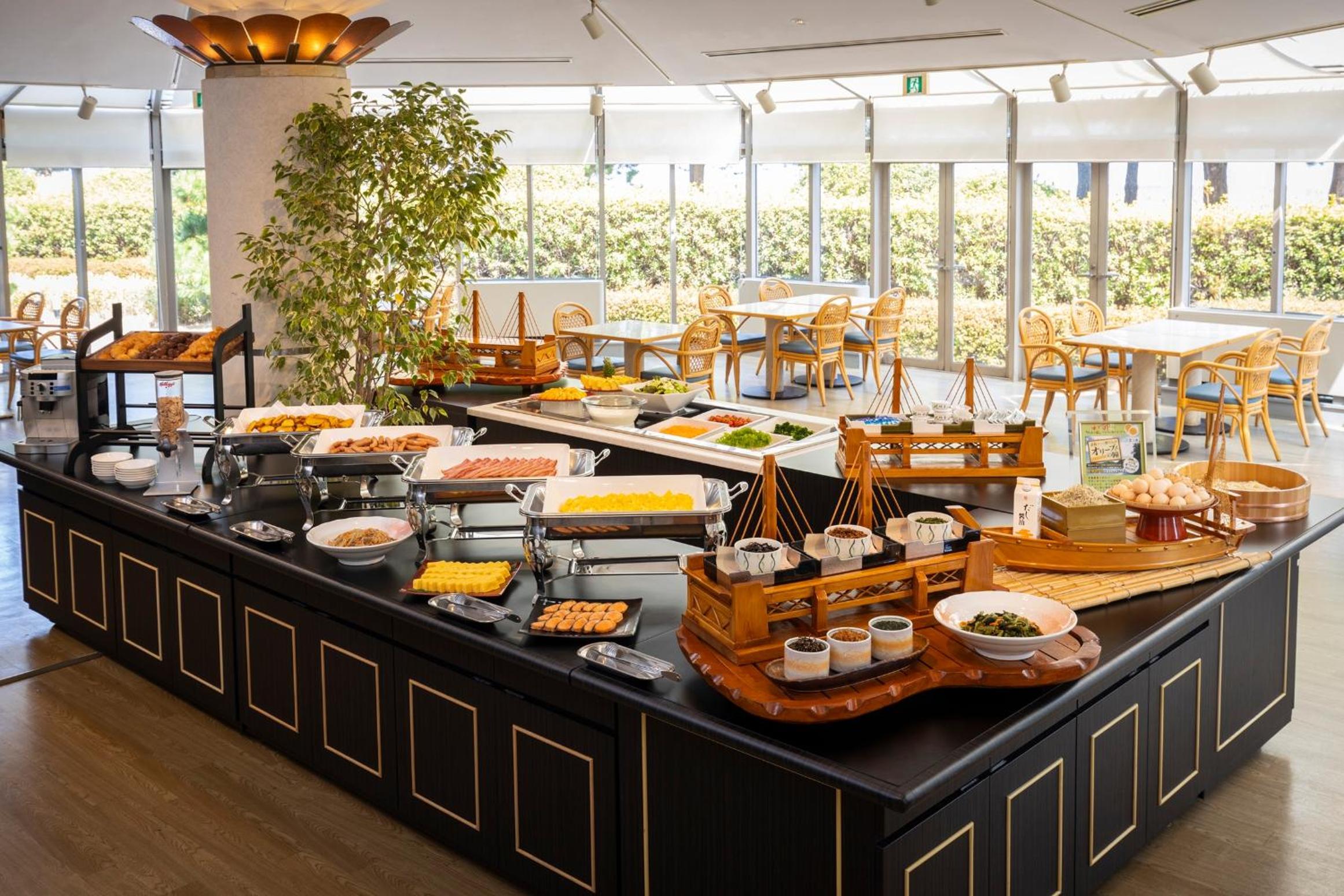 OKURA HOTEL MARUGAME 16/18
