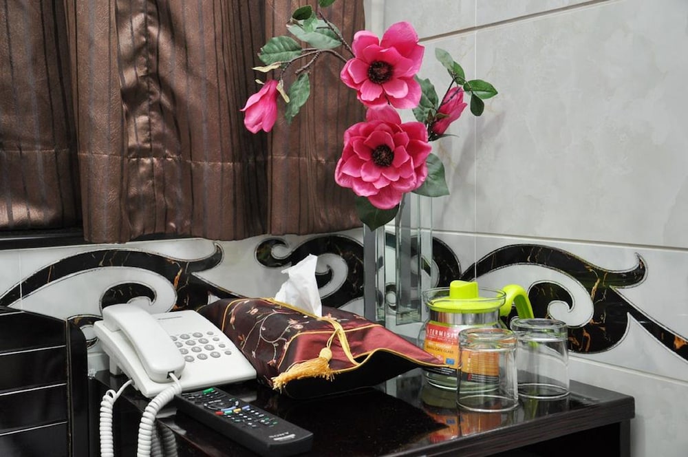 Pearl Premium Guest House 15/19