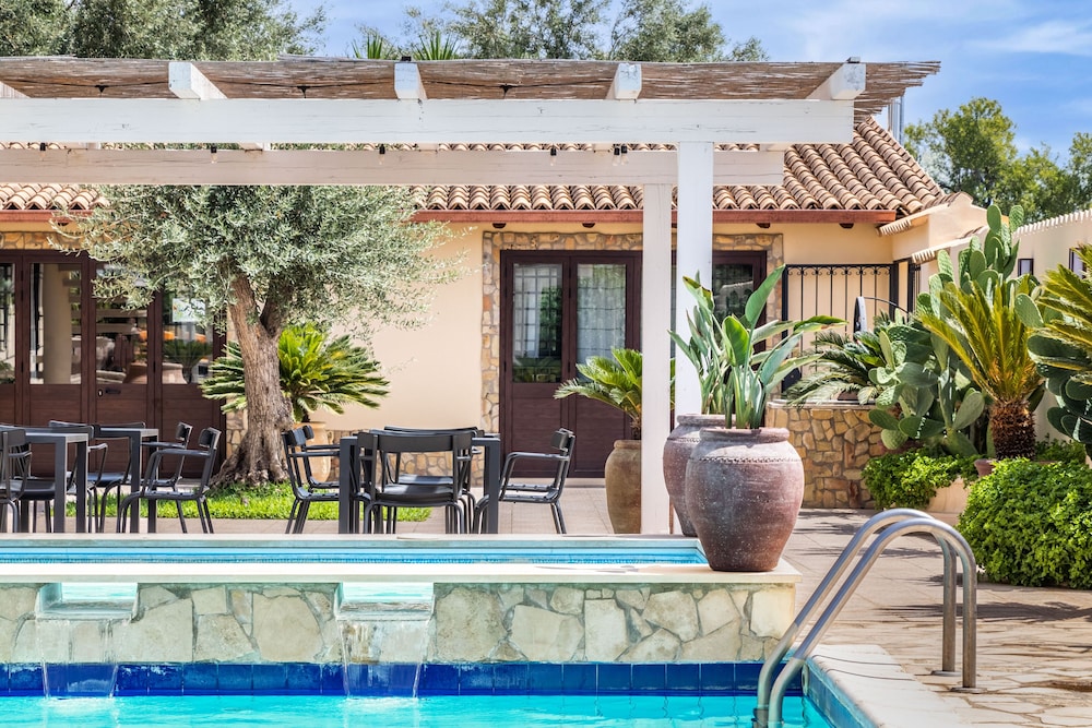 Villa Felicia 4/89