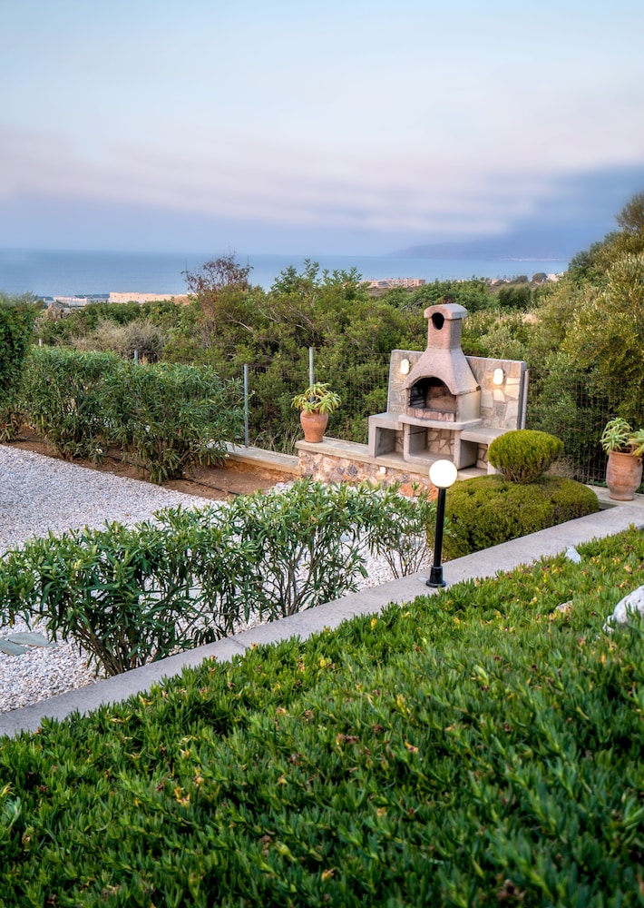 Aroma Villas 33/42