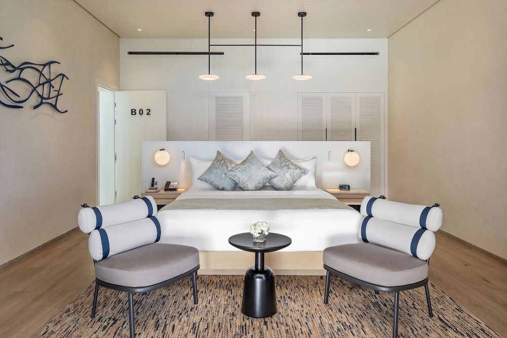 Bab Al Nojoum Hudayriyat Villas 34/62