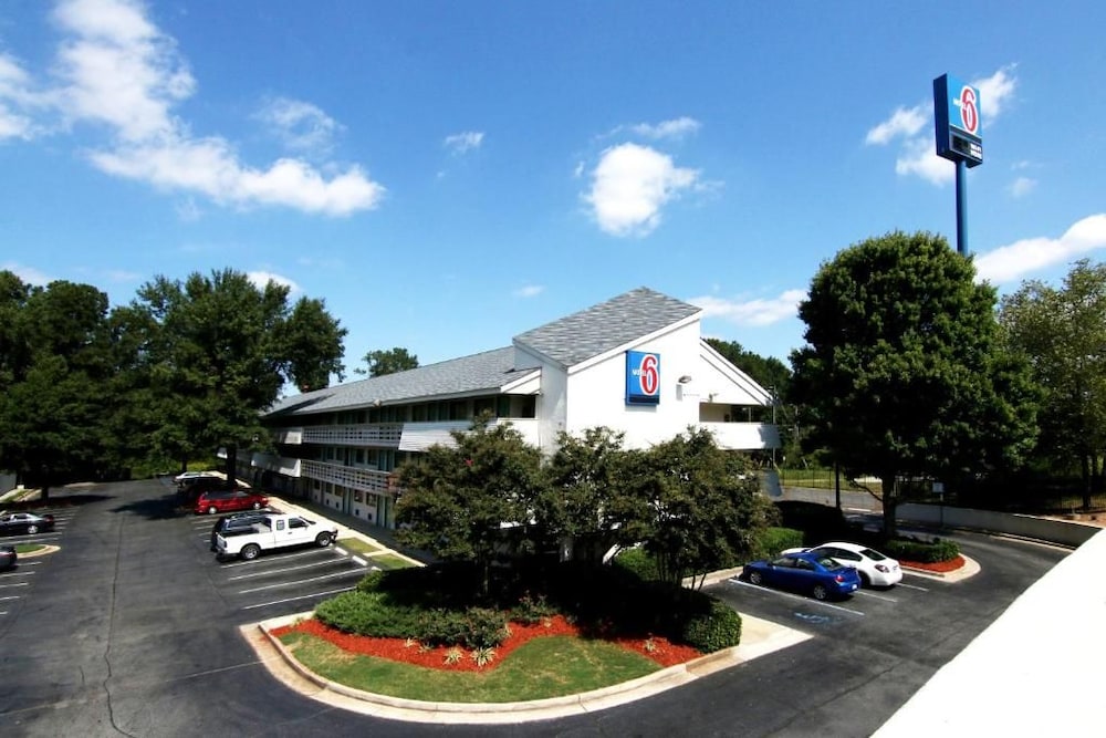 Motel6 Tucker, GA - Atlanta Northeast 44/52
