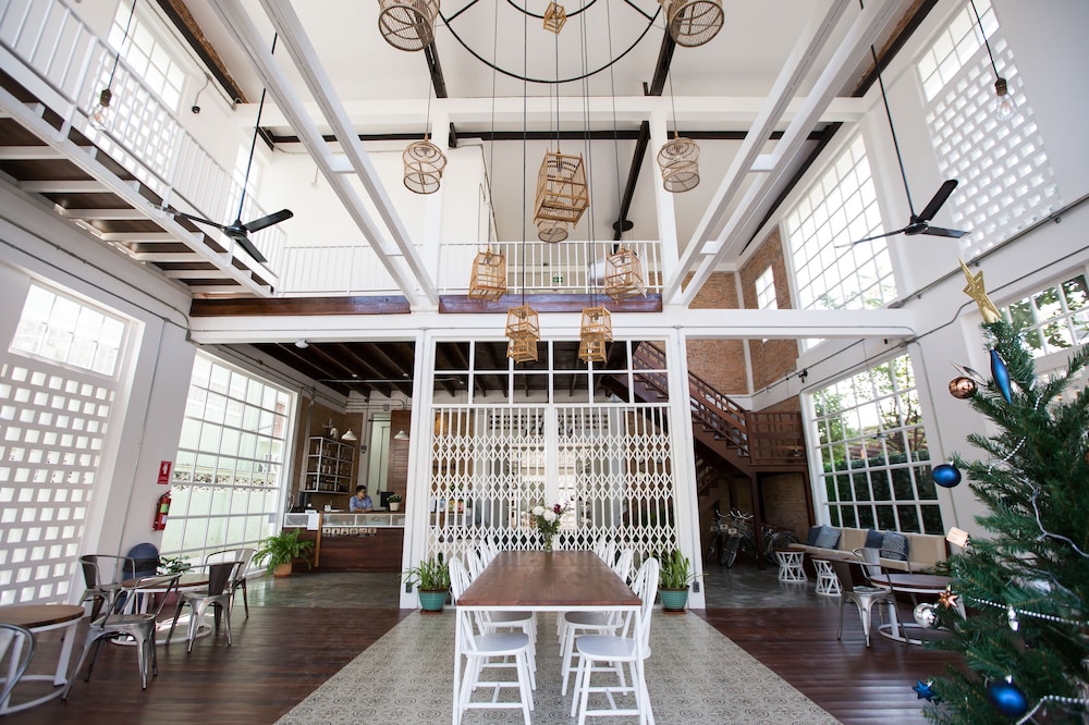Memmoth Hostel In Lampang 11/50