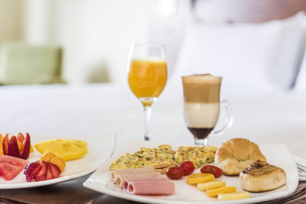 HOLIDAY INN EXPRESS QUITO 22/66