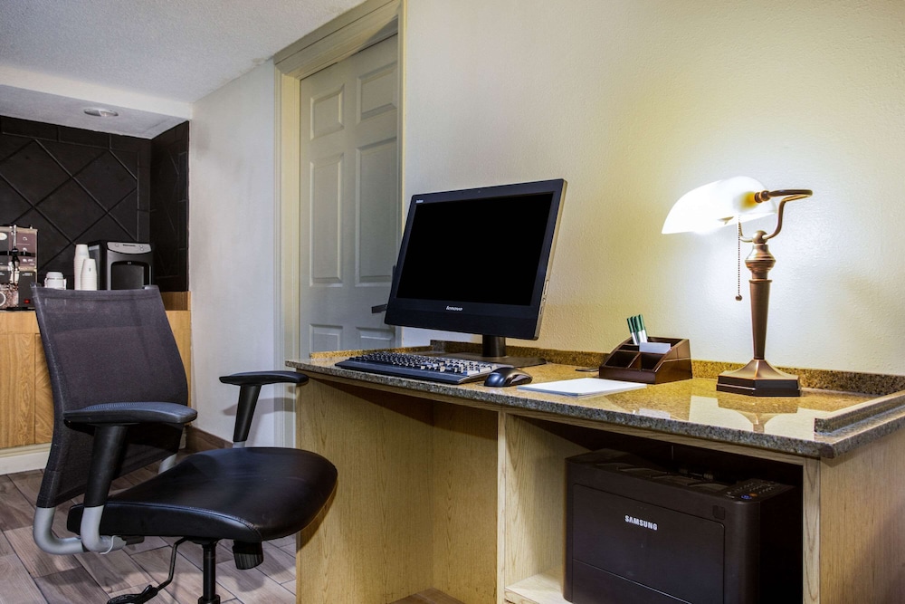 La Quinta Inn by Wyndham Austin Capitol / Downtown 37/43