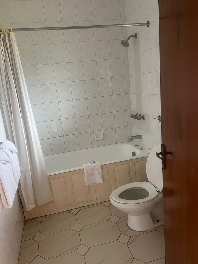 Seacrest Beach Hotel 46/50