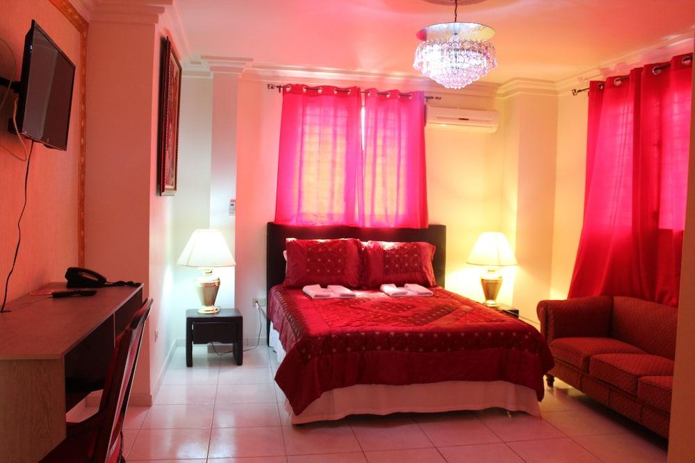 Hotel Luxe Confort 2/4