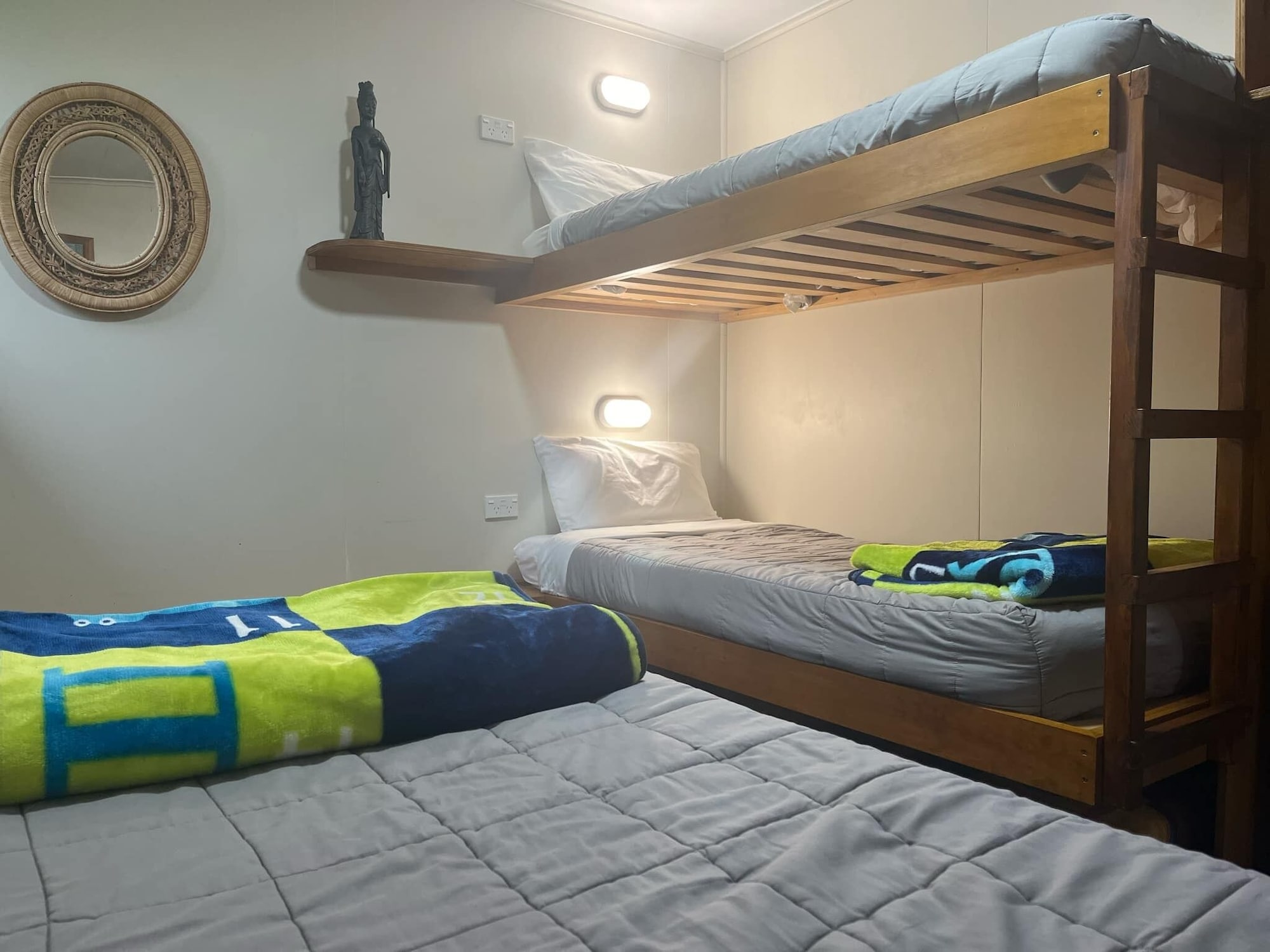 Private, Single, Single Bed