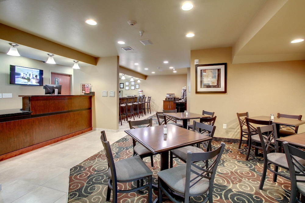 Cobblestone Inn Suites Schuyler Ne 37/62