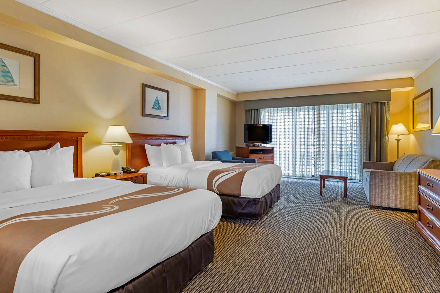 ROOM, 2 DOUBLE BEDS
