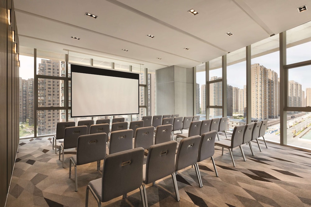 Hyatt Place Yinchuan Dayuecheng 53/63