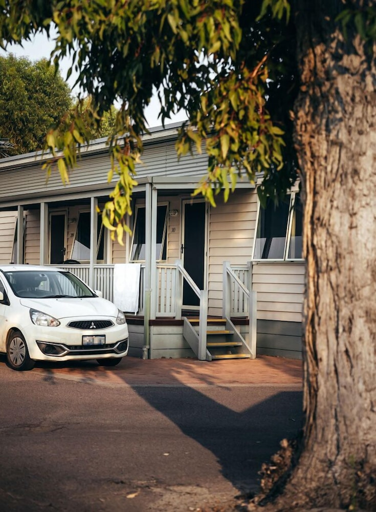 Esperance Bay Holiday Park 35/50