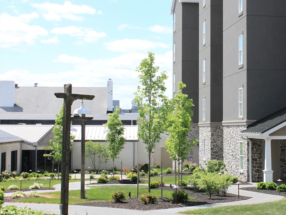 Amish View Inn And Suites 5/41