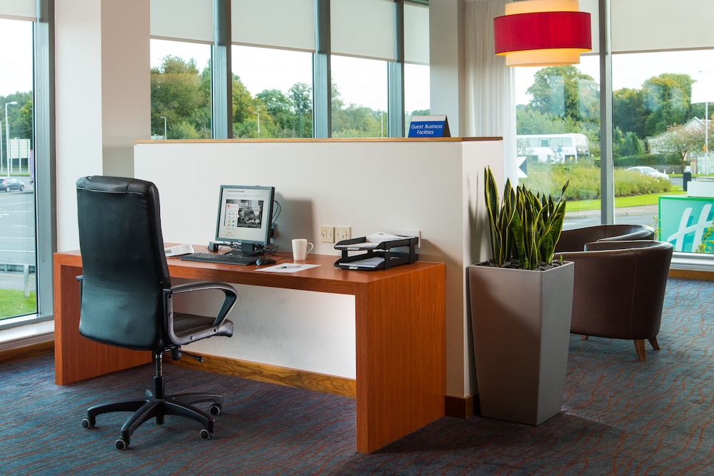 Holiday Inn Express Hamilton 44/46