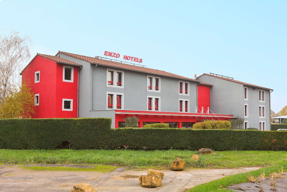 Hotel Enzo Hotels Pont a Mousson BY Kyriad Direct 45/52