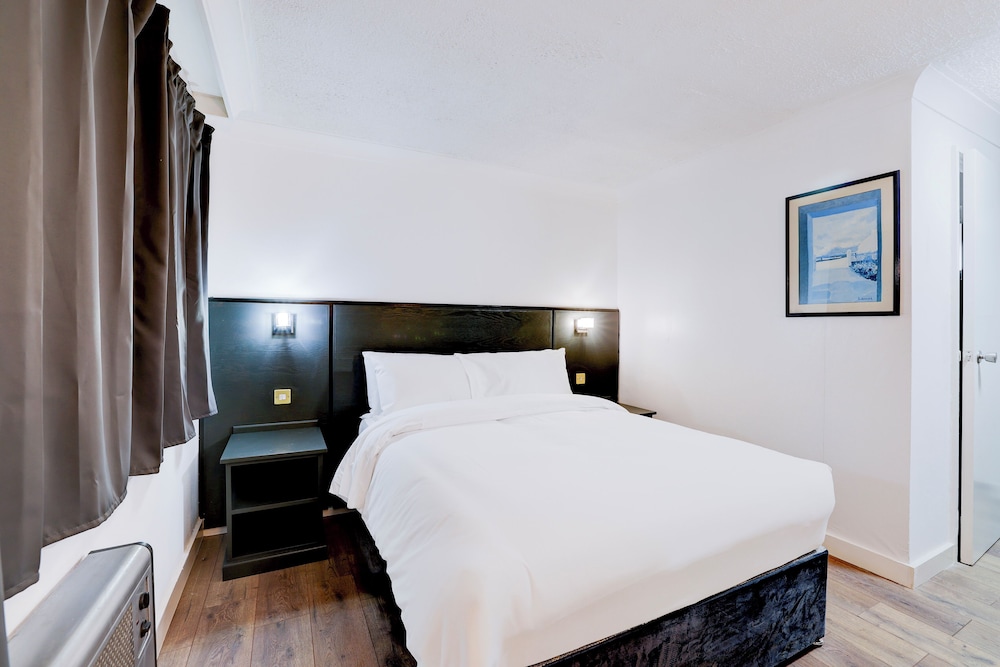 OYO The Rivenhall Hotel in Witham, Chelmsford 21/38