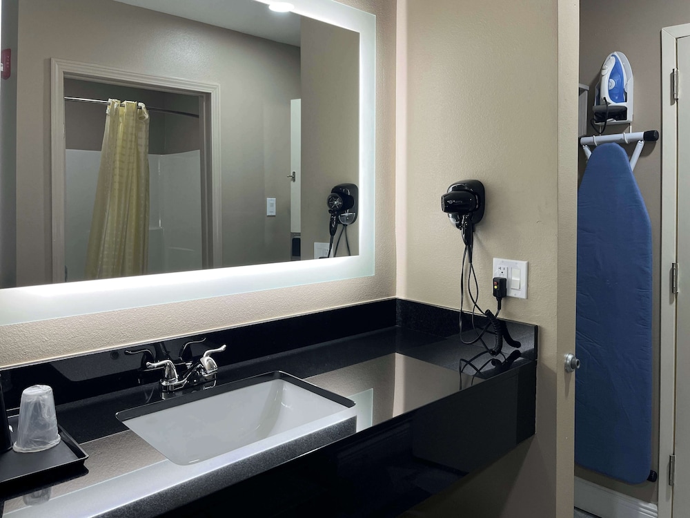 Motel6 Houma, LA 24/29