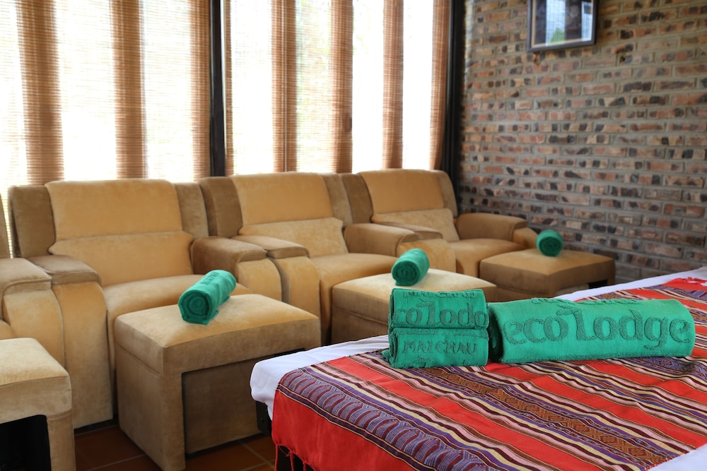 Mai Chau Ecolodge 57/72