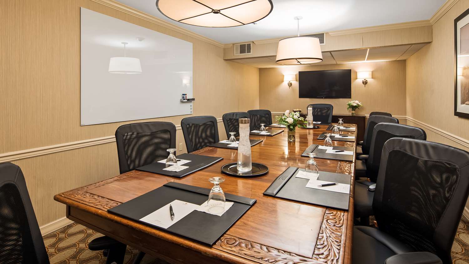 Best Western Premier The Central Hotel & Conference Center 44/48