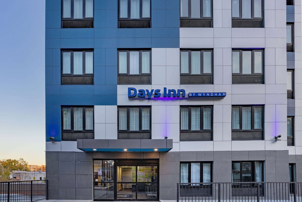 Days Inn by Wyndham Bronx NYC 4/50