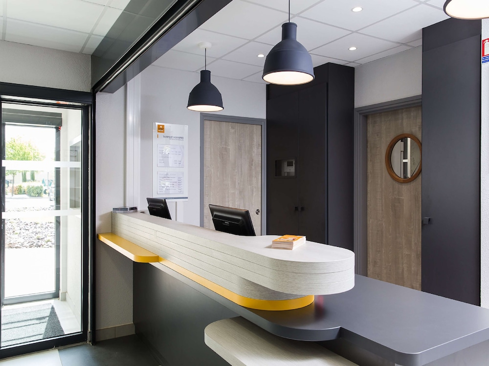Hotel Premiere Classe Chartres Barjouville 14/50