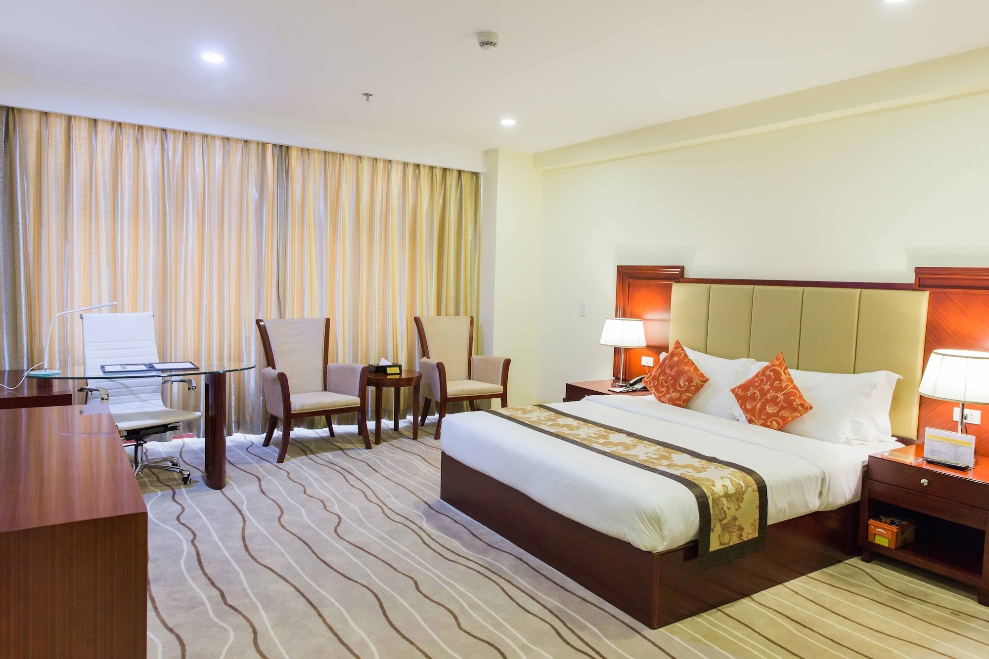 Premier Room