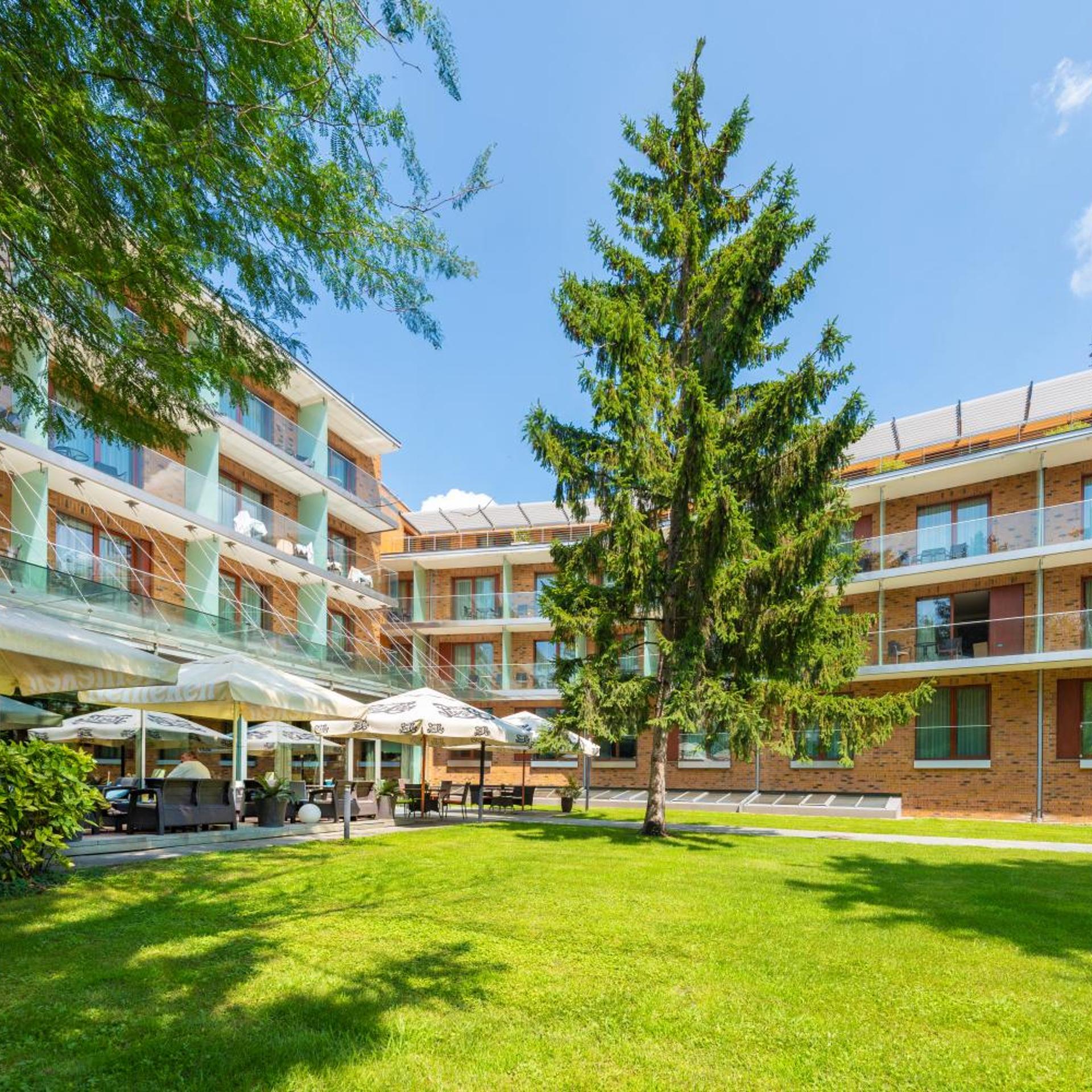 Abacus Business & Wellness Hotel 39/40