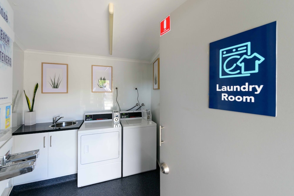 Georges Bay Apartments 2/50