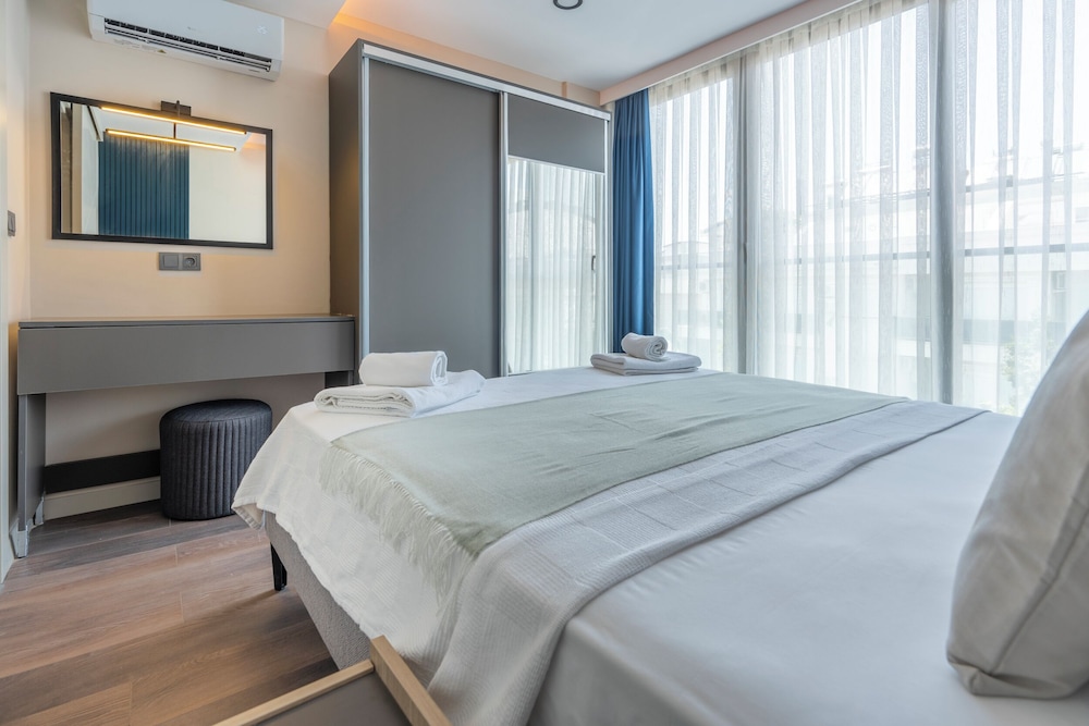 DoQu Suites&Hotel 10/28