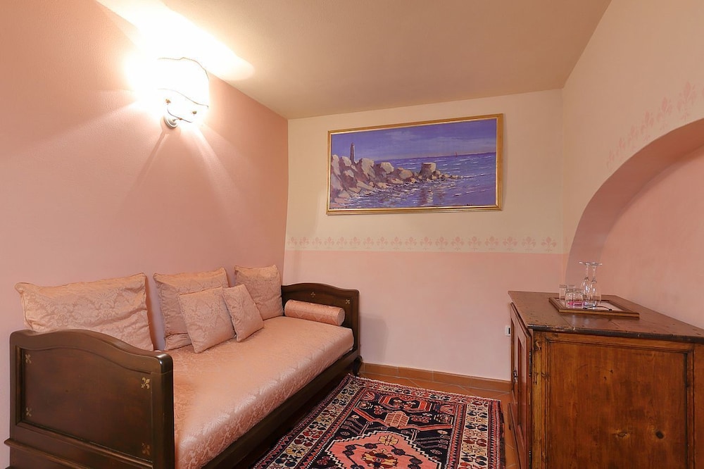 Borgo Di Villa Castelletti 38/62